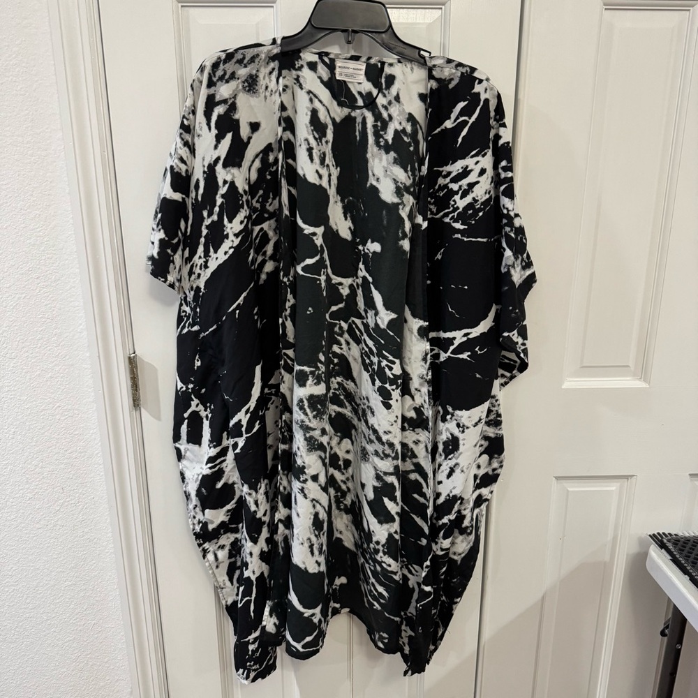 Melrose and Market‎ Marble Print Kimono – One Size